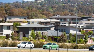 Home owners may not see an interest rate cut until the end of 2024, experts say. Picture: Elesa Kurtz
