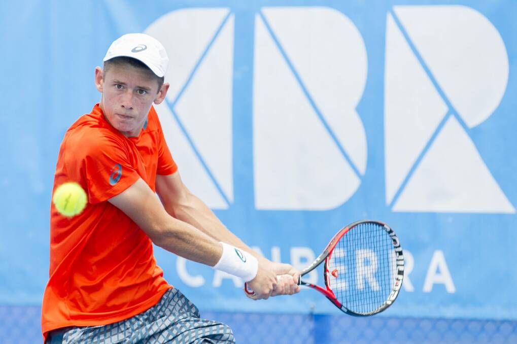 Australian teenager Alex De Minaur won the first set before going down to American Noah Rubin 6-7, 6-2, 6-4 in the first round of the Canberra ATP Challenger at the Canberra Tennis Centre on Monday. Photo: Jay Cronan