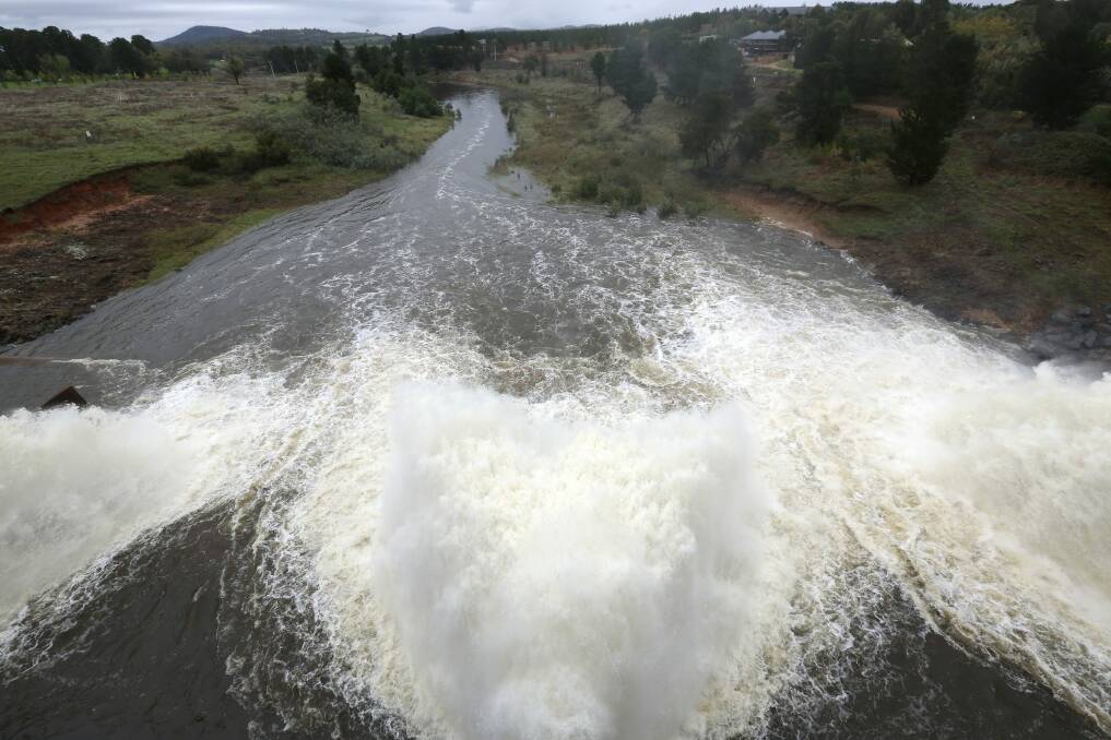 Water is released from Scrivener Dam at Lake Burley Griffin. Photo: Jeffrey Chan