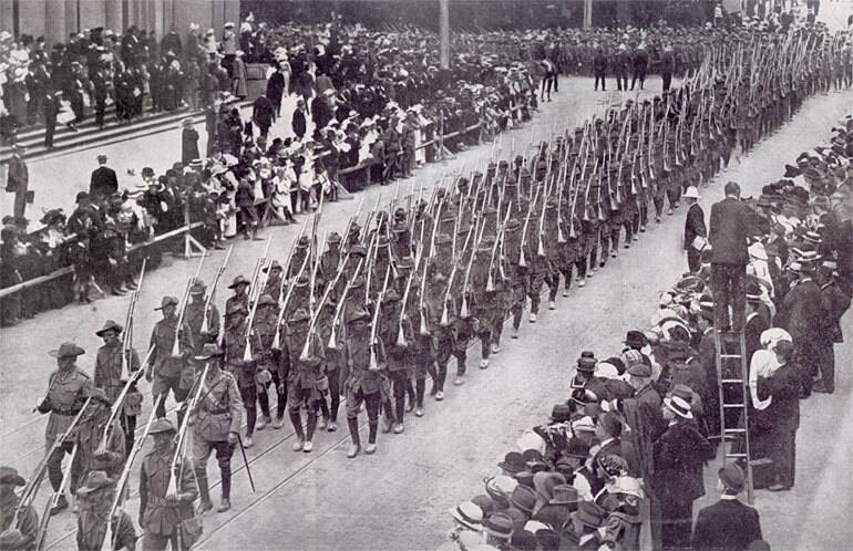16th Battalion parading in Melbourne in 1914