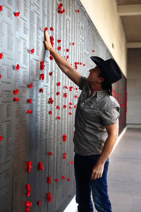 Lee Kernaghan visiting the Australian War Memorial. Photo: Supplied