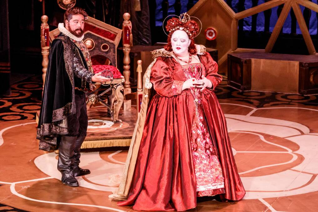 Helena Dix as Elizabeth I in Melbourne Opera's Roberto Devereux. Photo: Robin J Halls