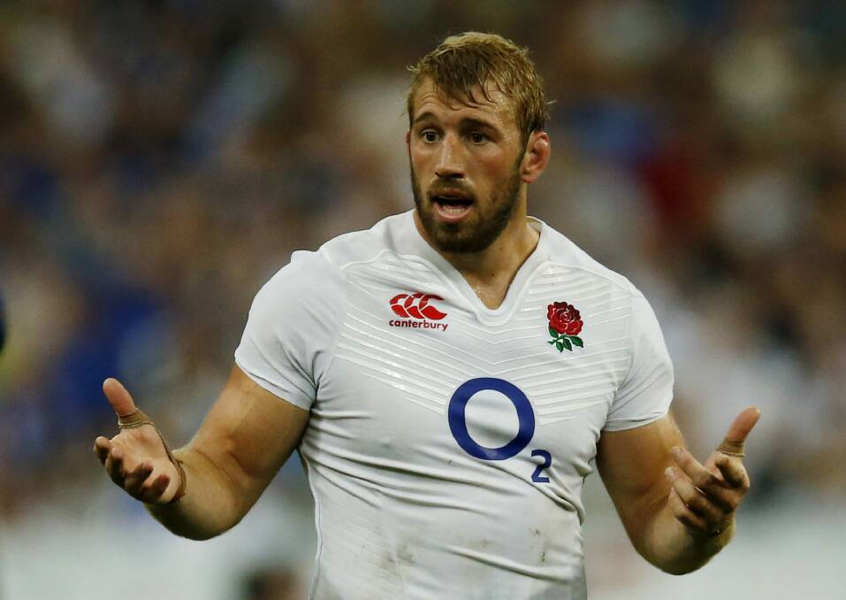 Big call: England's Chris Robshaw faced a critical decision in his side's loss to Wales. Photo: Andrew Boyers