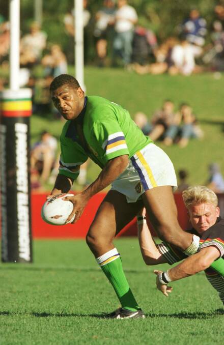Ken Nagas in action for the Canberra Raiders.