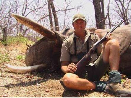 Glenn McGrath posing with a dead elephant. Photo: Twitter