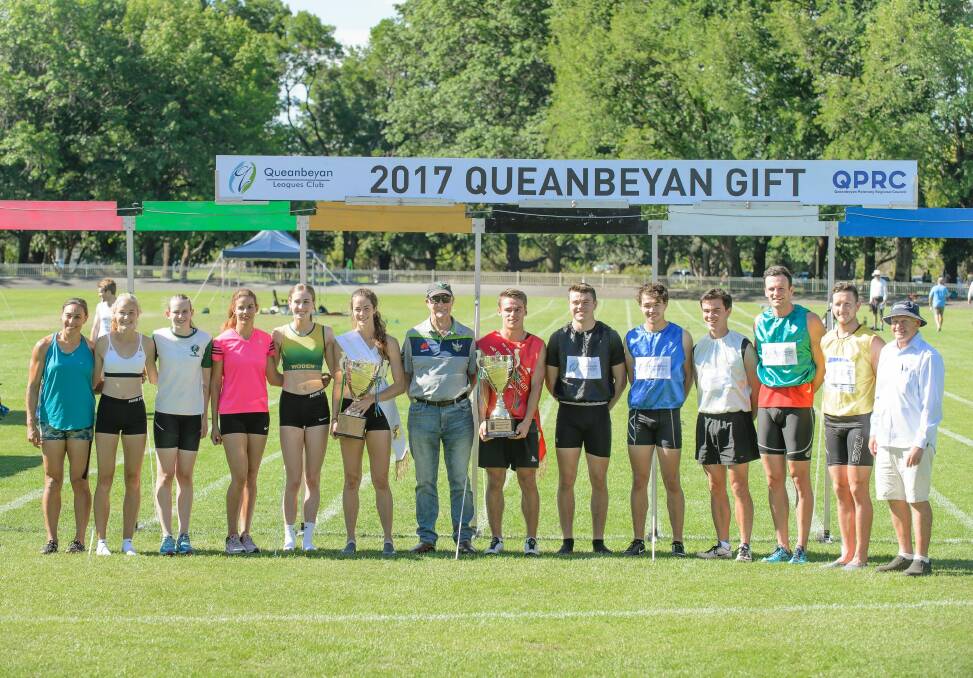 Finalists of the men's and women's Queanbeyan Gift. Photo: Sitthixay Ditthavong