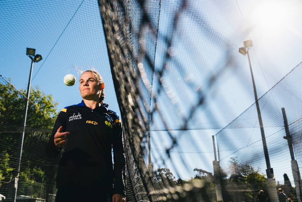 ACT Meteors player Erin Osborne says players are campaigning to have the women's one-day competition extended to 12 games. Photo: Rohan Thomson