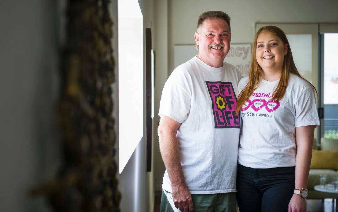 Susannah Mason, now 19, received her dad Geoff's kidney one day before her 16th birthday. Photo: Elesa Kurtz