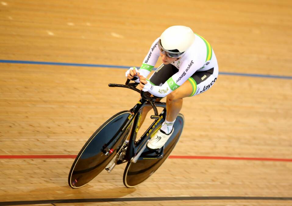 Rebecca Wiasak of Australia competes in the Womens Individual Pursuit.  (Photo by Bryn Lennon/Getty Images) Photo: Bryn Lennon