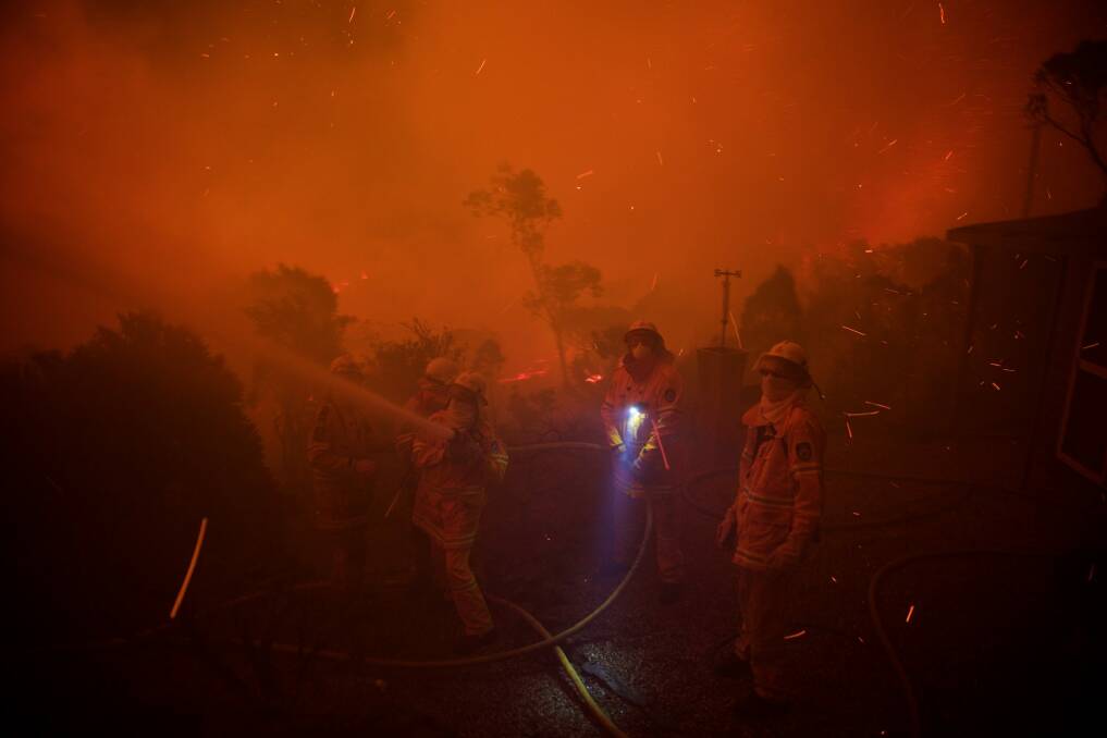 NSW Rural Firefighters Photo: Wolter Peeters