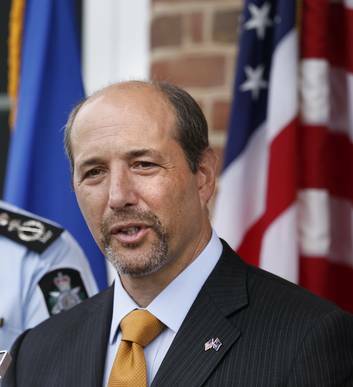 In the spirit ... United States Ambassador Jeffrey Bleich with the new, but temporary look. Photo: Jeffrey Chan