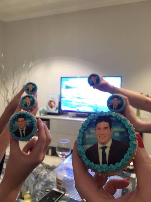 Fans of Jared Coote with Jared Coote cupcakes. Photo: Supplied