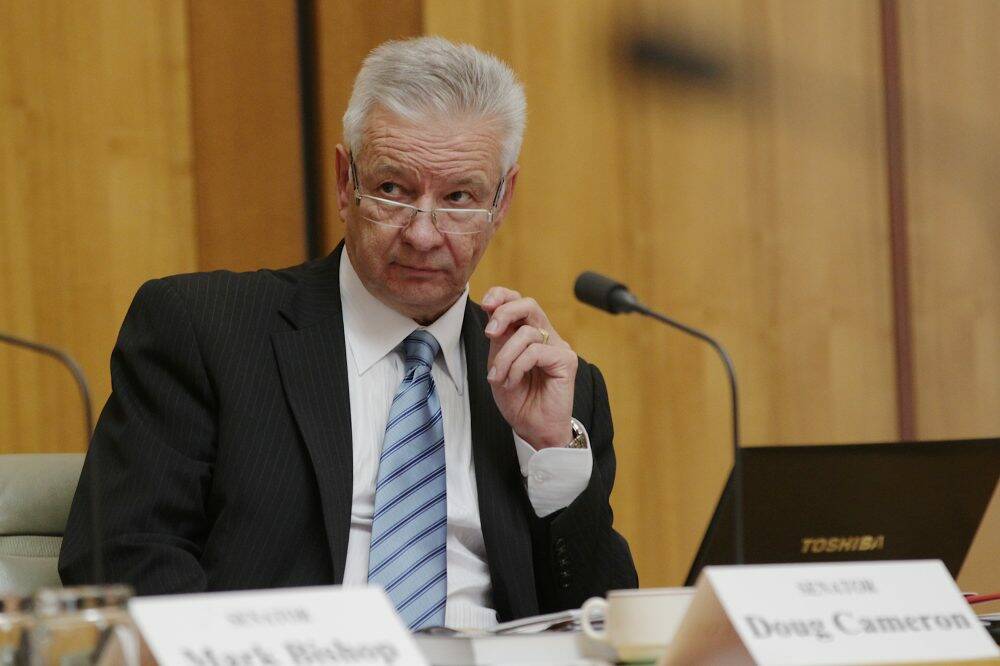 Senator Doug Cameron has accused the government of “threats” and “aggressive” industrial tactics in pursuit of its cost-cutting agenda. Photo: Alex Ellinghausen