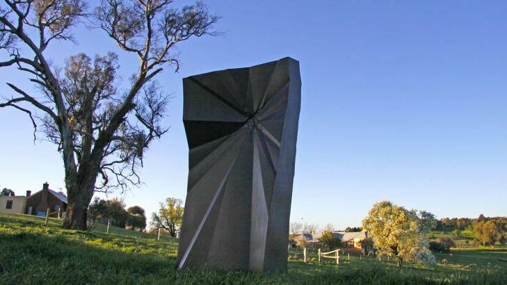 <i>Fracture Point</i>, a sculpture by Dan Lorrimer. Part of Sculpture in the Paddock at Yass.