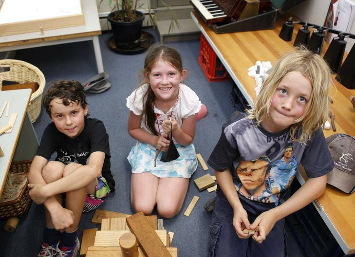 students from left, 9,Josh Pargeter, Orlando Shugg 9, and  Madysson Cocking 10, Photo: Katherine Griffiths