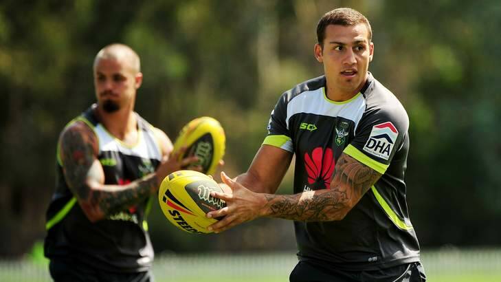 Blake Ferguson, right, at training during the week. Photo: Colleen Petch