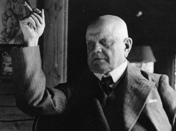 Drinker: Jean Sibelius was known for his appreciation of fermented beverages.