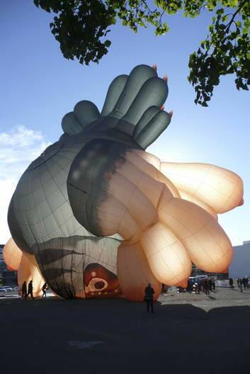 Skywhale cost taxpayers about $300,000, which included planned appearances in Canberra. The balloon received national and worldwide media coverage.