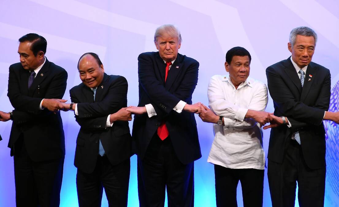 Nguyen Xuan Phuc, with Donald Trump and Philippine President Rodrigo Duterte at the ASEAN-US summit last year. Photo: AP