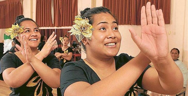 Samoan traditions get congregation on song