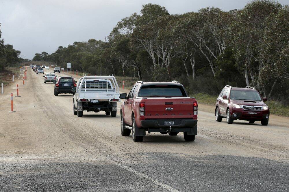 Traffic slowed because of road works on the Kings Highway near the Goulburn turn off.  Photo: Jeffrey Chan