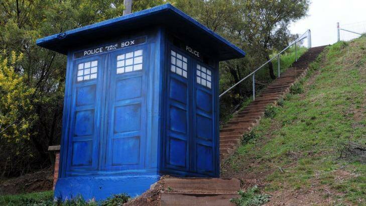 A mystery Doctor Who Tardis appears near the Red Hill Lookout. Photo: Graham Tidy