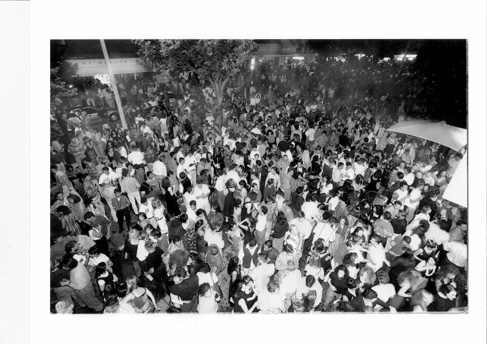 New Year's Eve celebration in 1994 shuts down Manuka. Photo: Canberra Times archives