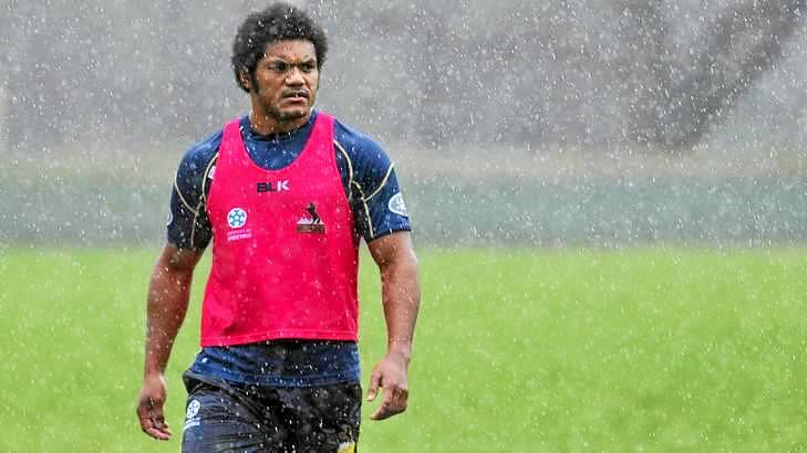 Henry Speight during training as the rain starts to increase on Friday. Photo: Jeffrey Chan