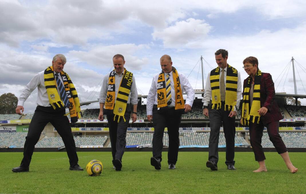 From left: Capital Football president Mark O'Neill, ACT Chief Minister Andrew Barr, Mariners boss Shaun Mielekamp, Phoenix boss David Dome and Wellington mayor Celia Wade-Brown announce an A-League match between the two clubs. Photo: Graham Tidy 
