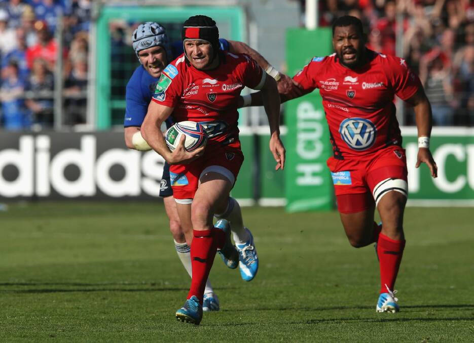 Matt Giteau of Toulon breaks with the ball during the Heineken Cup this year. Photo: Getty Images