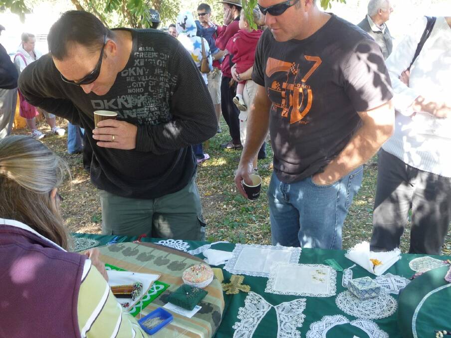 The Canberra lacemakers' stall. Photo:  