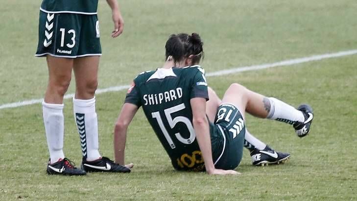 Canberra United's Sally Shipard goes down with a knee injury last year. Photo: Jeffrey Chan