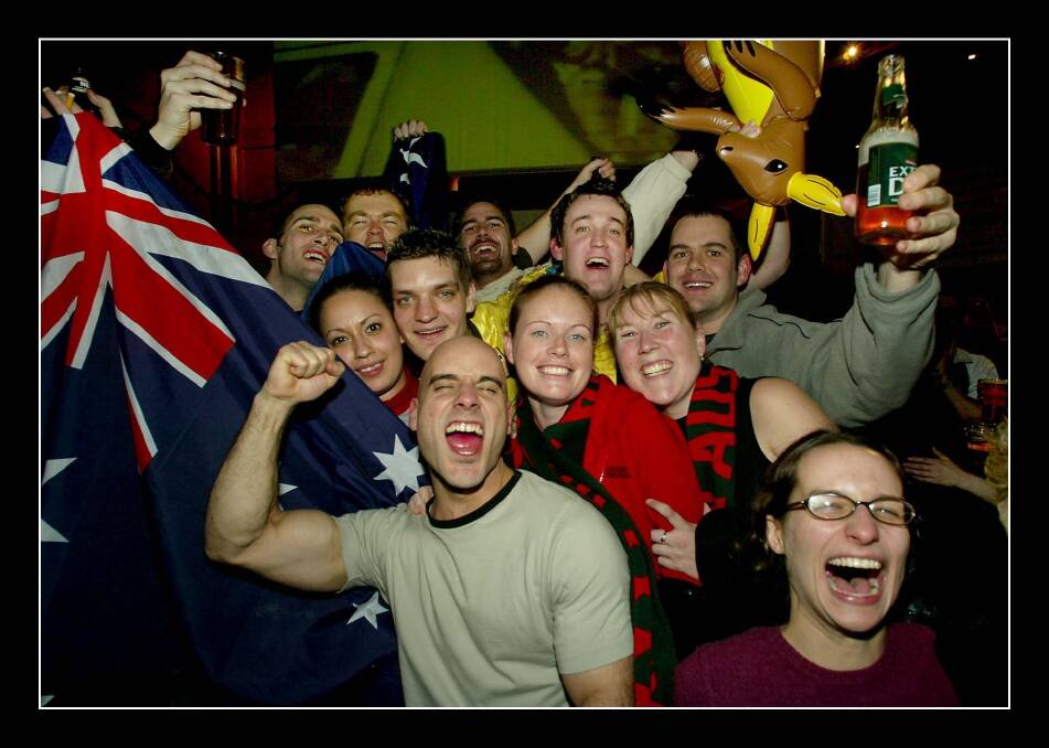Australians at a pub in London. 