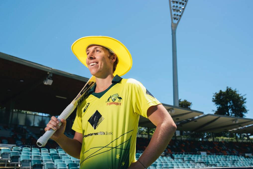 Australian cricketer Elyse Villani at Manuka Oval Photo: Rohan Thomson