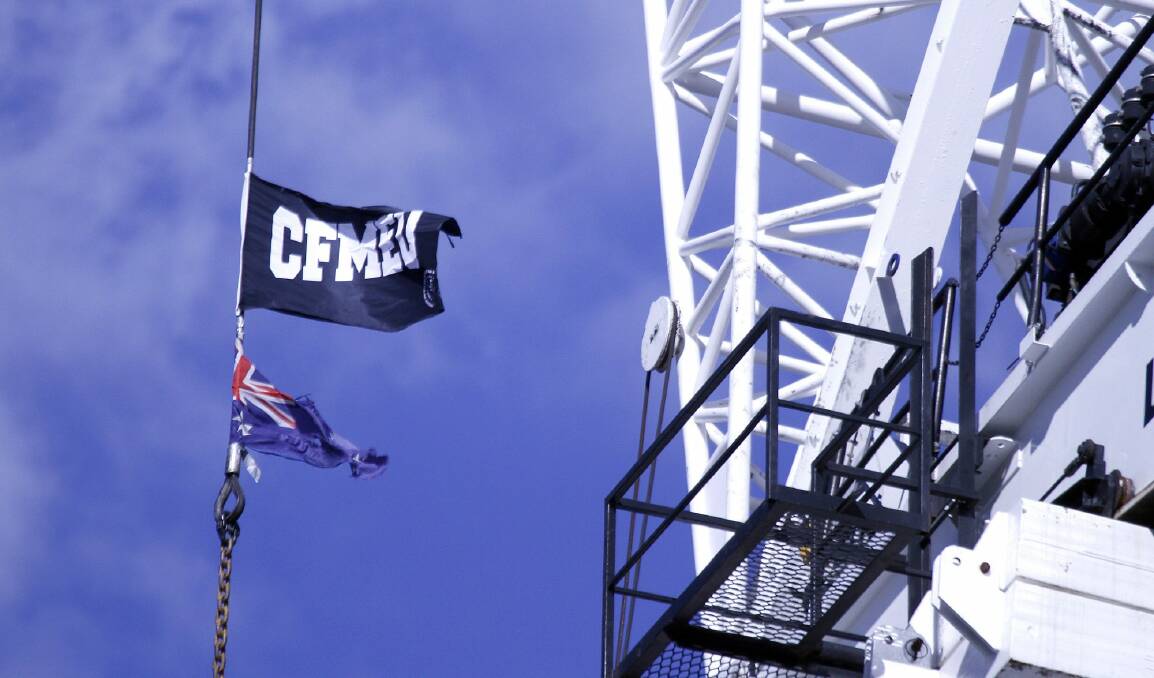 An online poll of members of the Master Builders ACT reported verbal and/or physical intimidation by the ACT branch of the CFMEU on Canberra building sites.  Photo: Luis Enrique Ascui