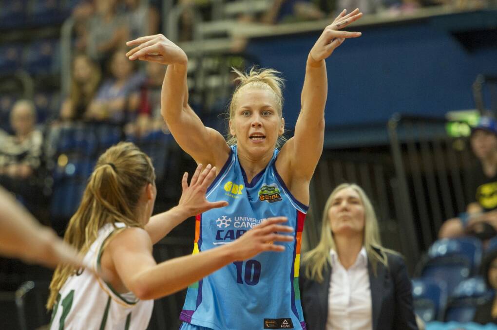 Abby Bishop is yet to decide if she will return to the WNBL or play in Europe for the 2016-17 season. Photo: Jay Cronan