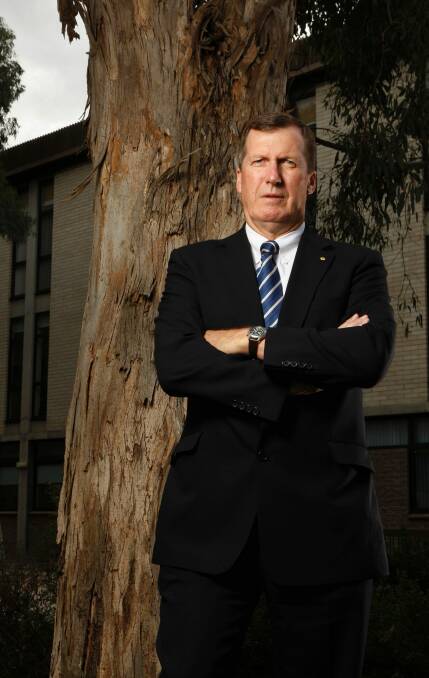 Former Chief of Army, Professor Peter Leahy: There is no way to stop staff who are determined to leak from the Department of Defence.  Photo: Glen McCurtayne