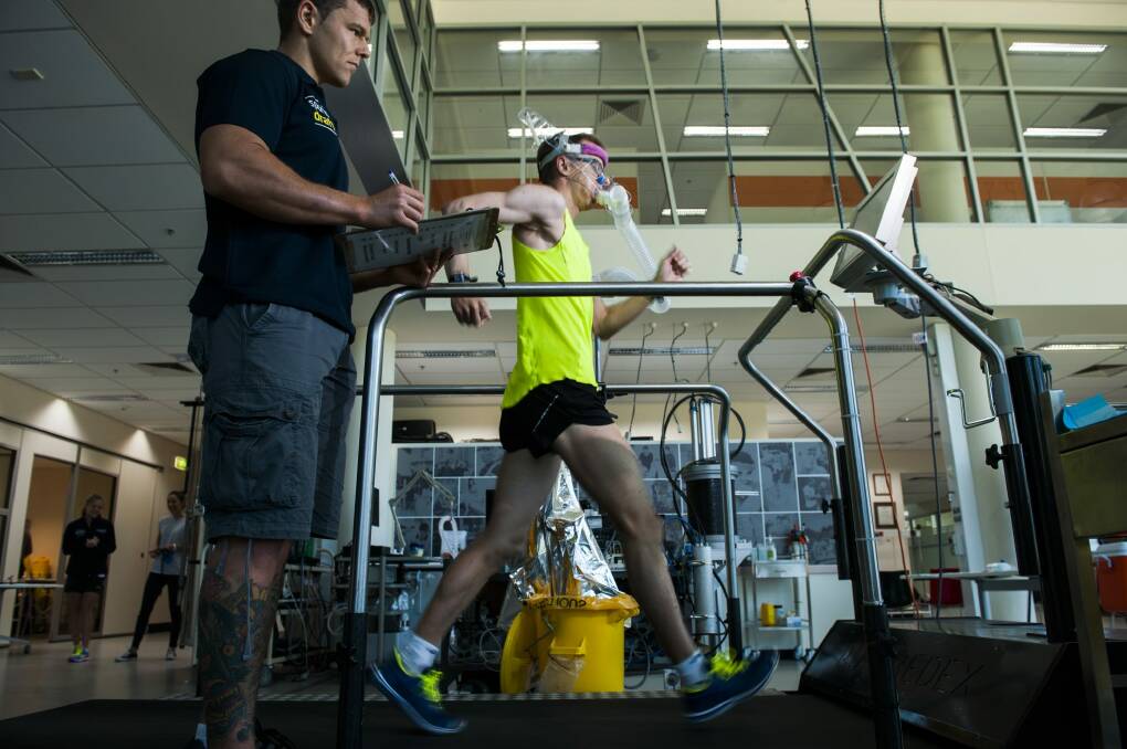 Jared Tallent on the VO2 max machine at the AIS as part of a nutrition study. Photo: Elesa Kurtz