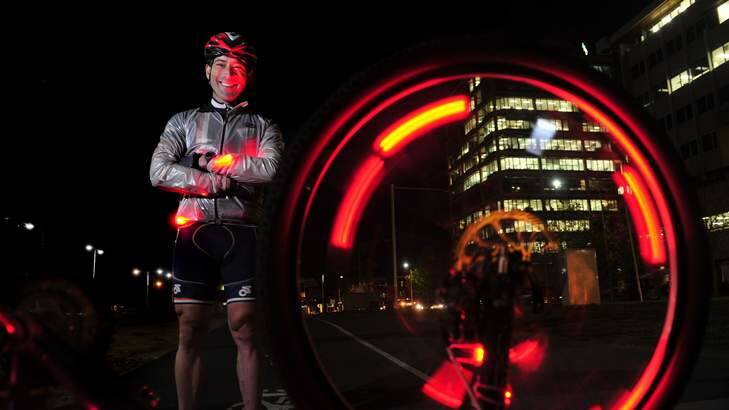 LIGHTING UP: David Medlock's company Nitelights is donating 250 dual flashing LED lights to cyclists who are risking their lives riding in the dark. Photo: Melissa Adams