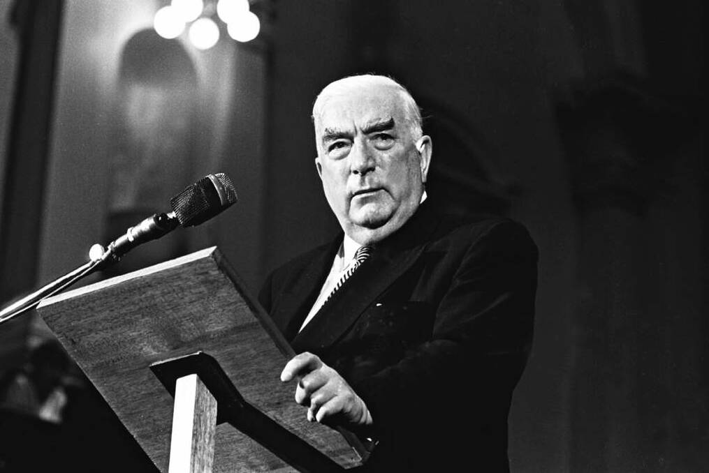 Prime Minister Robert Menzies speaking at the opening of the NSW Liberal Party election campaign at Sydney Town Hall, April 5, 1965. Photo: R. L. Stewart