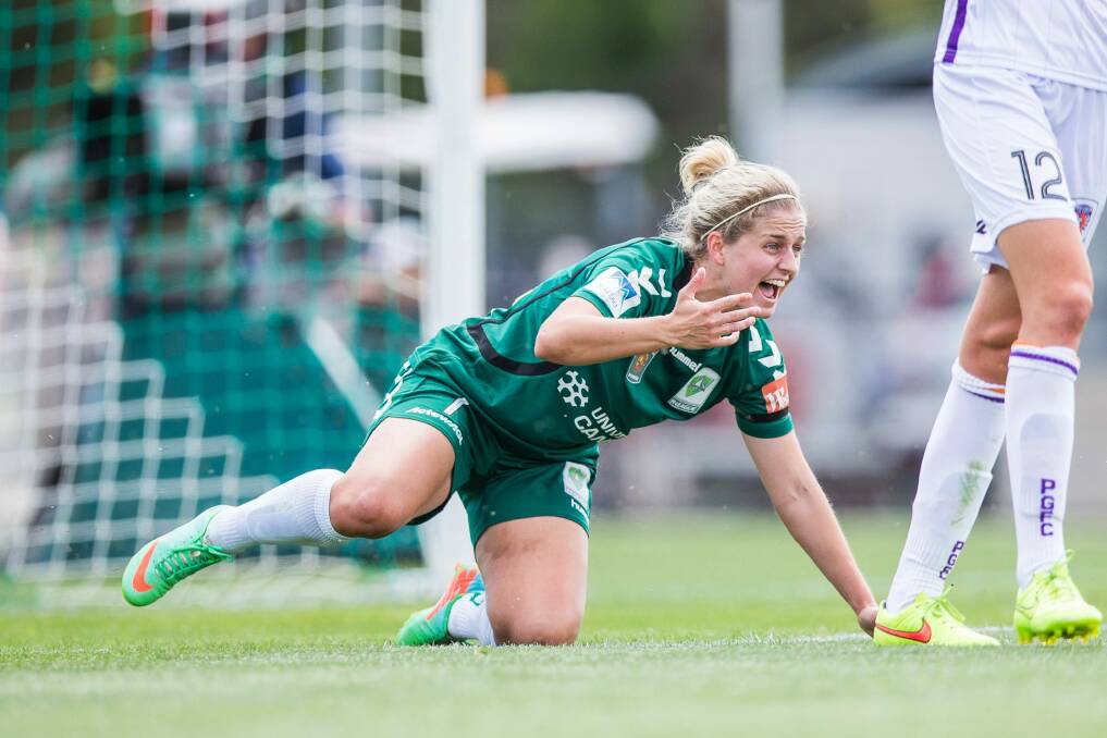 Canberra United defender Ellie Brush will join the Houston Dash in the US National Women's Soccer League. Photo: Matt Bedford