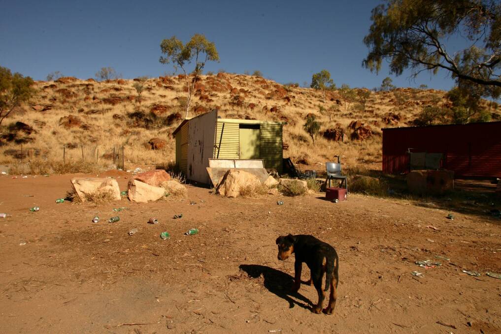 One of several unofficial Aboriginal camps on the outskirts of Alice Springs of 2007. Photo: Glenn Campbell