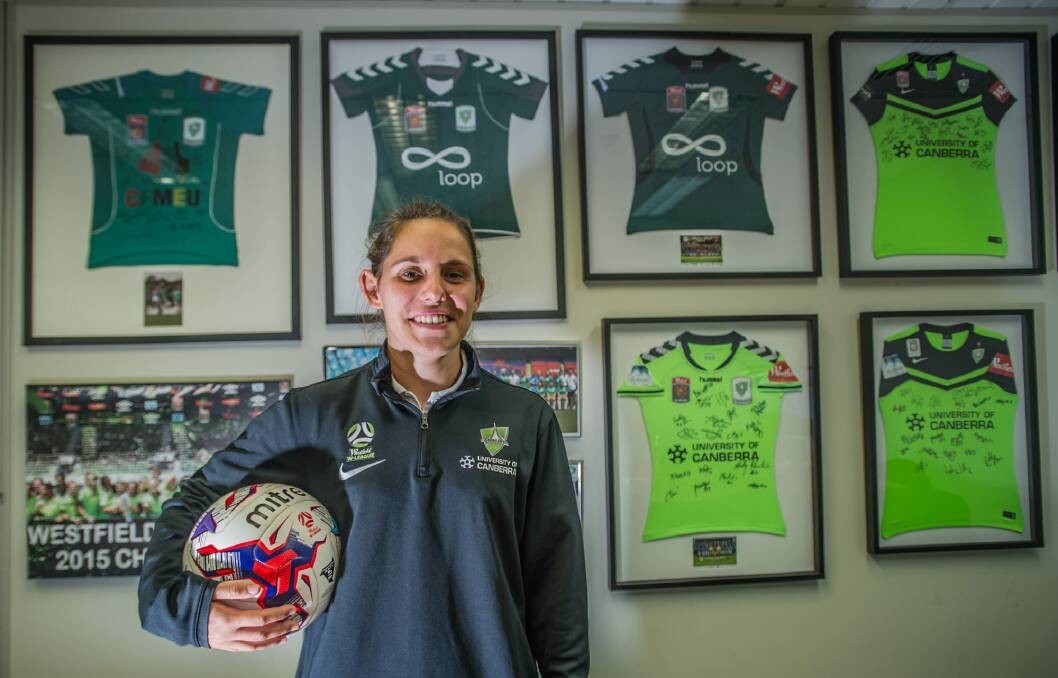 Canberra United co-captain Ash Sykes has announced her retirement at the age of 26. Photo: karleen minney