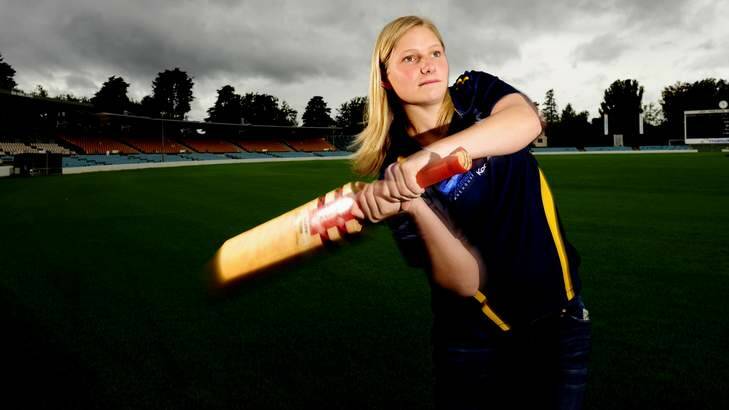 Zoe Cooke hopes a pay rise for female cricketers will encourage more young players not to quit the sport. Photo: Melissa Adams