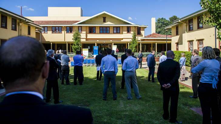 The Hotel Kurrajong auction this morning. Photo: Rohan Thomson