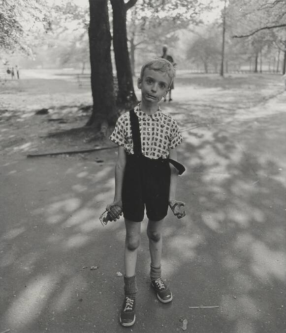 <i>Child with toy hand grenade, in Central Park</I> (1962)