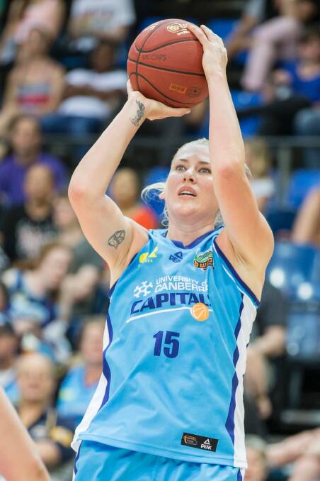 Stars such as Lauren Jackson could soon be lost to national free-to-air TV screens. Photo: Matt Bedford