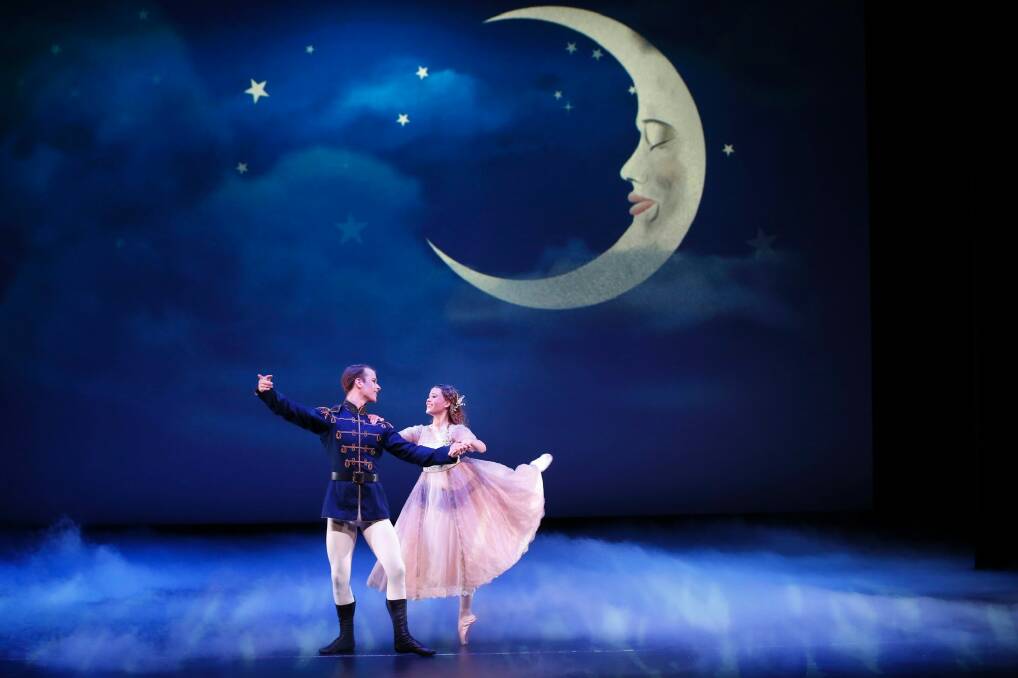 Edward Smith and Chantelle van der Hoek in the Australian Ballet's Storytime Ballet: The Nutcracker. Photo: Jeff Busby