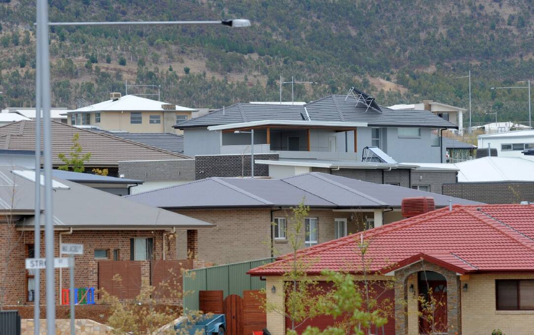 Construction of homes in the Molonglo Valley. Photo: Graham Tidy