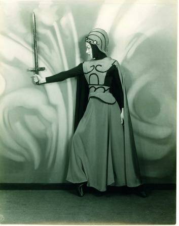 Dame Maggie Scott Scott as War in Dance of the Earth, 1949. Photo: Dame Maggie Scott: A Life in Dance